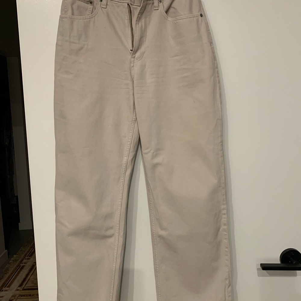 Abercrombie & Fitch Light Gray High-Rise Pants, size 26.